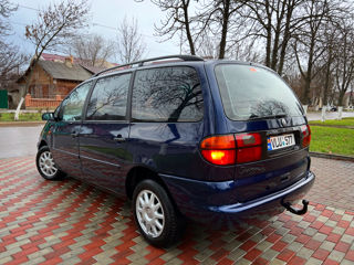 Volkswagen Sharan foto 18