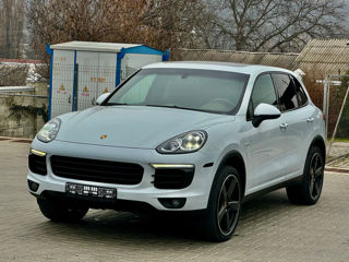 Chirie porsche cayenne foto 2