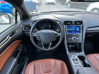 Ford Fusion foto 13