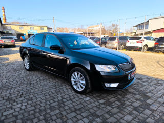 Skoda Octavia foto 3