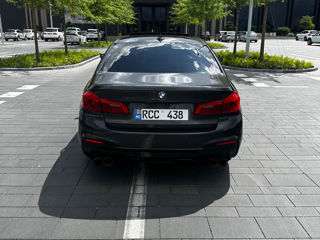 BMW 5 Series foto 8