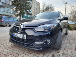 Renault Megane foto 2