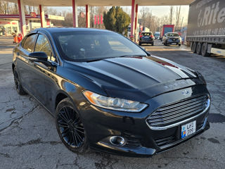 Ford Fusion foto 2