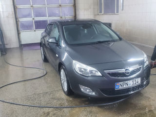 Opel Astra foto 1