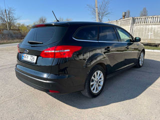 Ford Focus foto 5