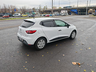 Renault Clio foto 6