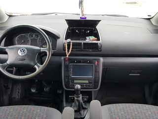 Volkswagen Sharan foto 4