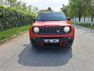 Jeep Renegade фото 5