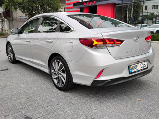 Hyundai Sonata foto 4