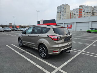 Ford Kuga foto 3