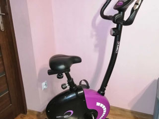 Bicicletă fitness efectivă cu 8 moduri