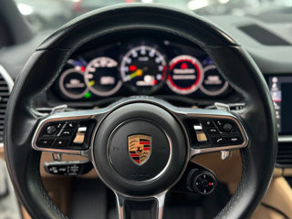 Porsche Cayenne foto 11