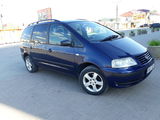 Volkswagen Sharan foto 2