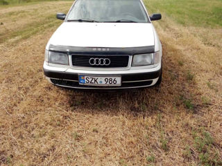 Audi 100