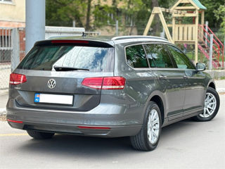 Volkswagen Passat фото 3