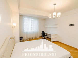 Apartament cu 3 camere, 130 m², Centru, Chișinău foto 14