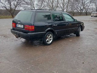 Volkswagen Passat foto 3