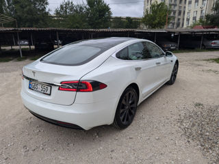 Tesla Model S foto 3