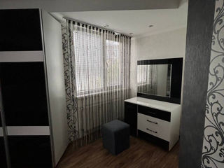 Apartament cu 2 camere, 72 m², Poșta Veche, Chișinău foto 3