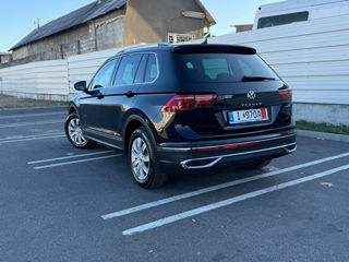 Volkswagen Tiguan foto 2