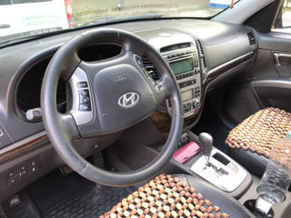 Hyundai Santa FE foto 1