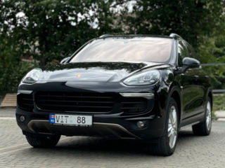 Porsche Cayenne foto 1