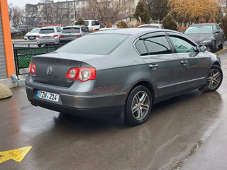 Volkswagen Passat foto 4