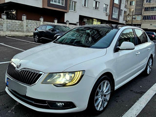 Skoda Superb foto 7