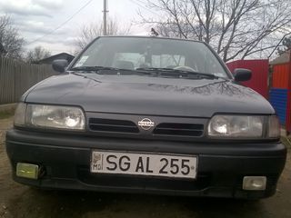 Nissan Primera foto 1