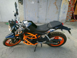 KTM Duke 390 foto 2