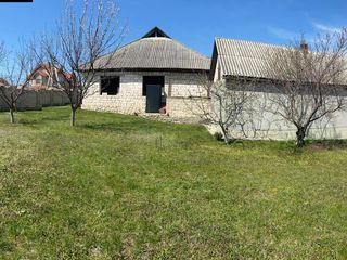 Spre vanzare casa in or. Ialoveni, satul Sociteni 100 m.p pe un teren de 10 ari foto 7