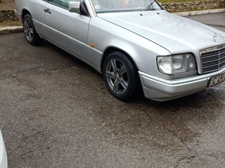 Mercedes E-Class Coupe