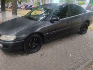 Opel Omega foto 5