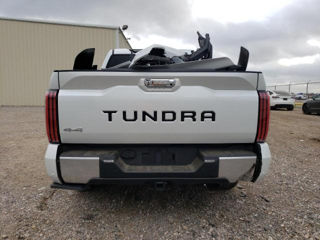 Toyota Tundra foto 6