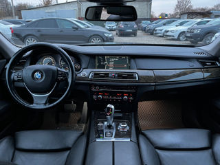 BMW 7 Series foto 9