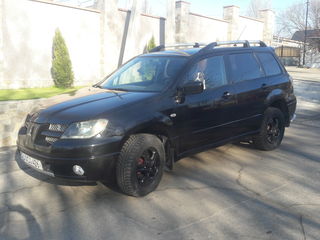 Mitsubishi Outlander foto 6