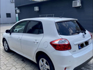 Toyota Auris foto 2