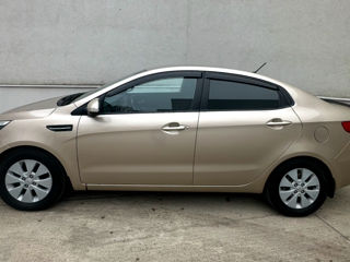 KIA Rio foto 5