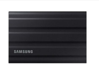 Samsung Portable SSD T7 Shield 2TB Black - всего 4199 леев!