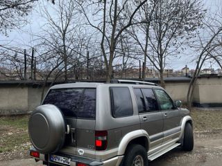 Isuzu Trooper foto 4