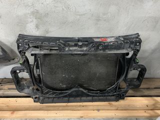 Audi A6 C6 2010 Televizor/Radiator