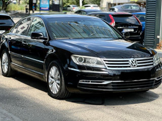 Volkswagen Phaeton foto 2