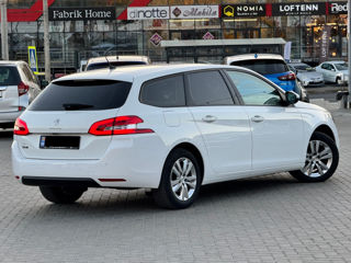 Peugeot 308 foto 4