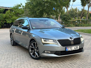 Skoda Superb foto 6