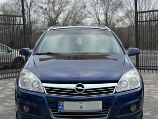 Opel Astra foto 2