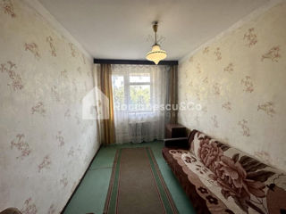 Apartament cu 3 camere, 70 m², Botanica, Chișinău foto 2