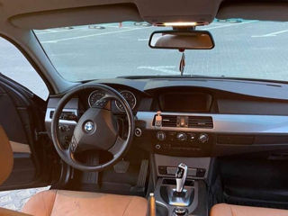 BMW 5 Series foto 8