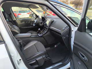 Renault Grand Scenic foto 13