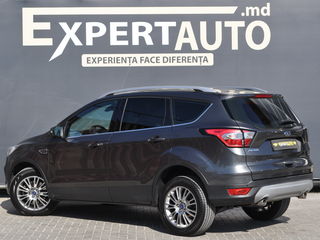 Ford Kuga foto 4