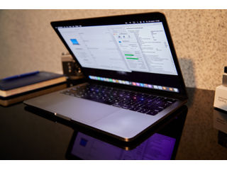 MacBook Pro 13, 2017/ i5 7gen/ 8gb Ram/ 128gb SSD/ 931 cicluri/ Ventura foto 3